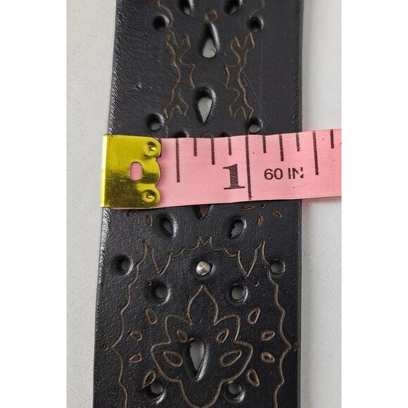 CUSTOM EMBOSSED UNISEX DRK BROWN LEATHER BELT W/ NICKLE BUCKLE – 45” L, 1.5” W - Picture 6 of 6